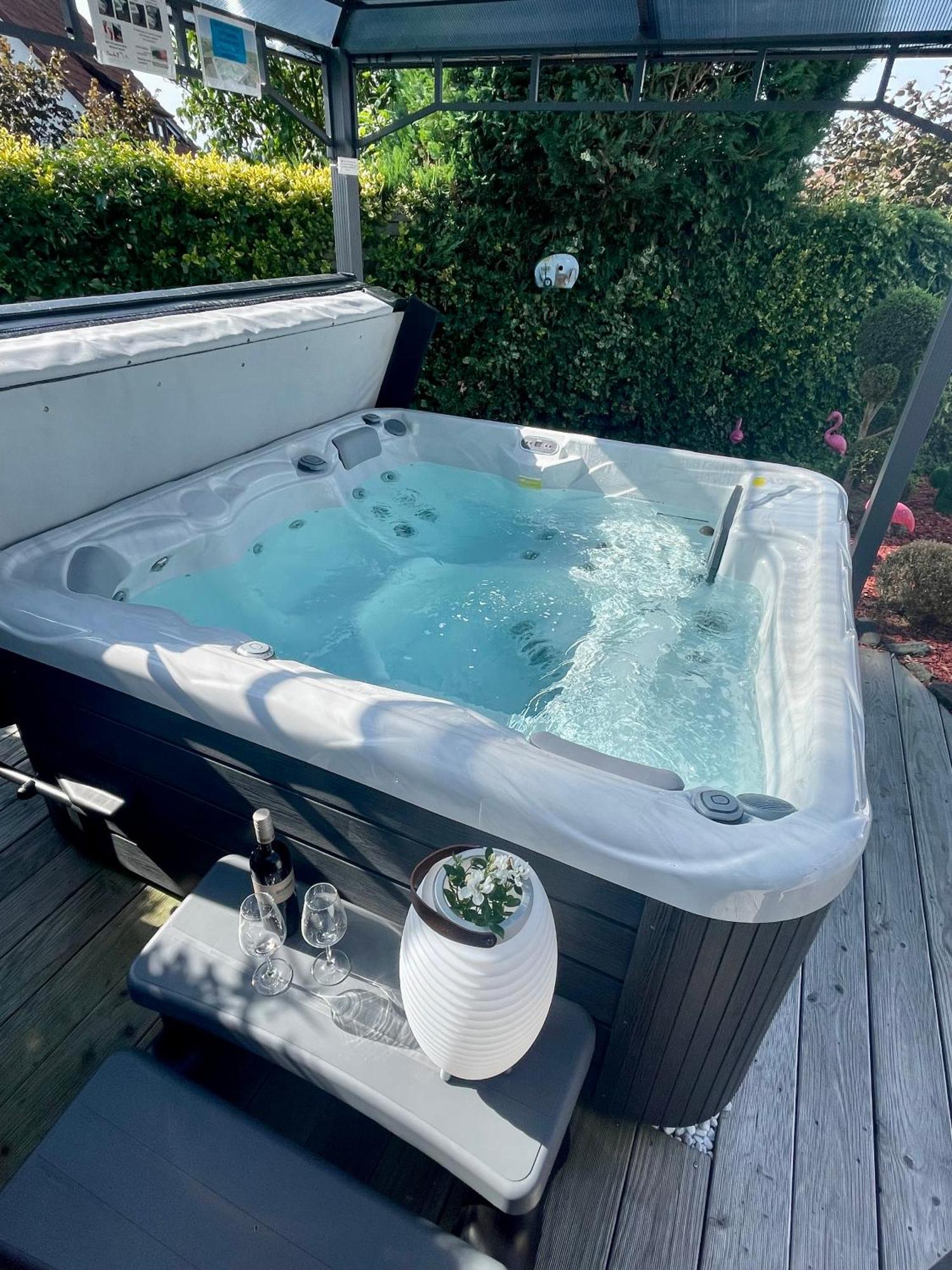 Ferienwohnung Schlossblick - 4 Sterne Sauna Pool Whirlpool Exklusiv Браунфелц Екстериор снимка