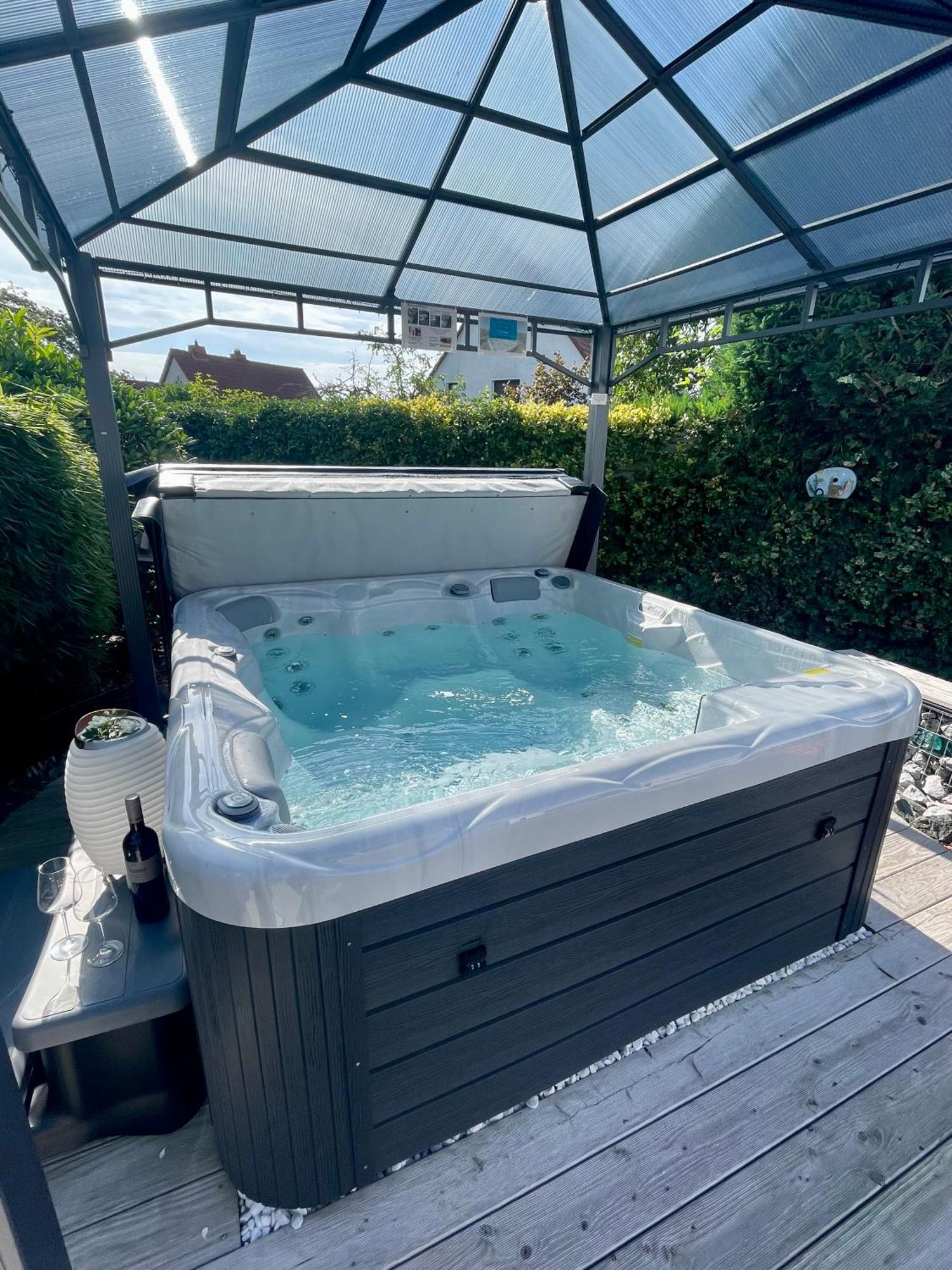 Ferienwohnung Schlossblick - 4 Sterne Sauna Pool Whirlpool Exklusiv Браунфелц Екстериор снимка